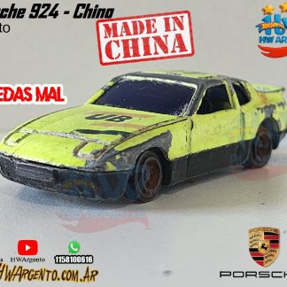 Porsche 924 - Chino